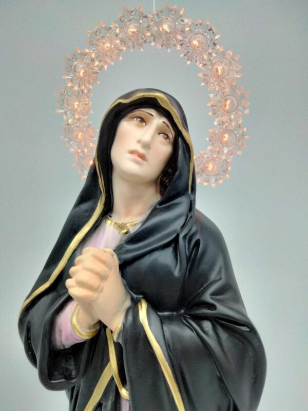 Statua Madonna Addolorata in resina alta cm 40 (15,75'') con aureola luminosa in plexiglass